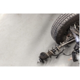 carro com suspensão